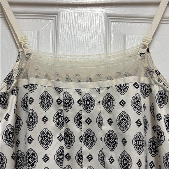 Apostrophe Intimates Elegant Pullover Lace Slip Dress Lingerie Size Medium - Picture 7 of 8